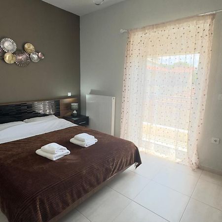 Virgin Rocks Apartment 2 Kalampáka Dış mekan fotoğraf